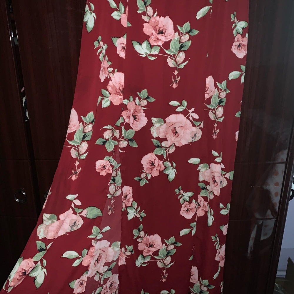 Red Floral Maxi Skirt - Picture 2 of 10